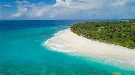 Fuvahmulah Brothel